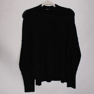 SO Black Light Knit Long Sleeve Sweater Size M